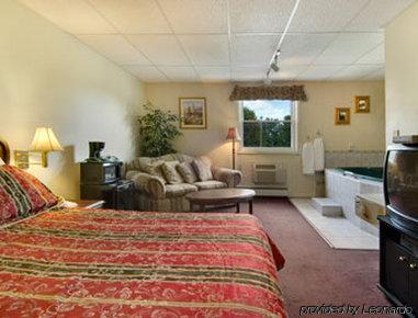 Travelodge Inn & Suites Latham Rum bild