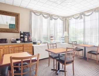 Travelodge Inn & Suites Latham Restaurang bild
